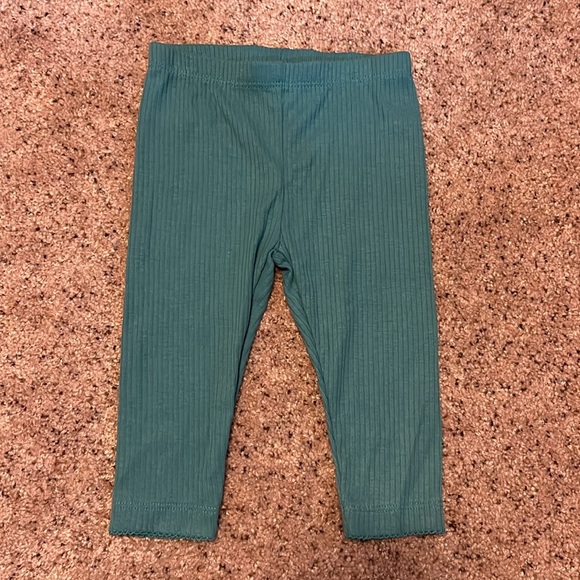 Carter’s Baby 3-Piece Outfit - Picture 4 of 6